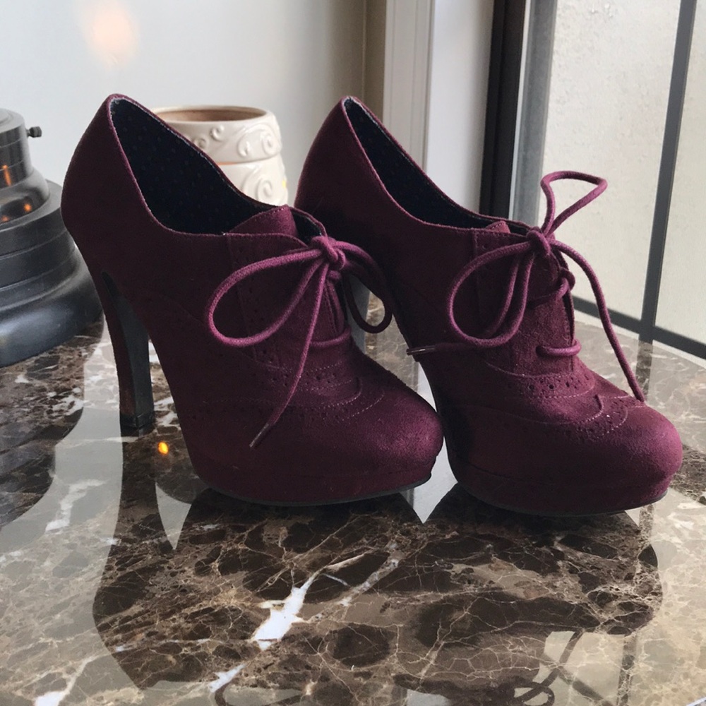 Maroon heels
